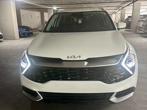 Used 2023 Kia Sportage EX AWD/4WD image 1