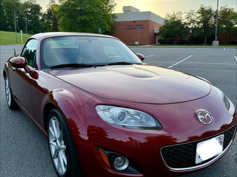 Used 2012 MAZDA MX-5 Miata Grand Touring w/ Premium Pkg RWD image 4