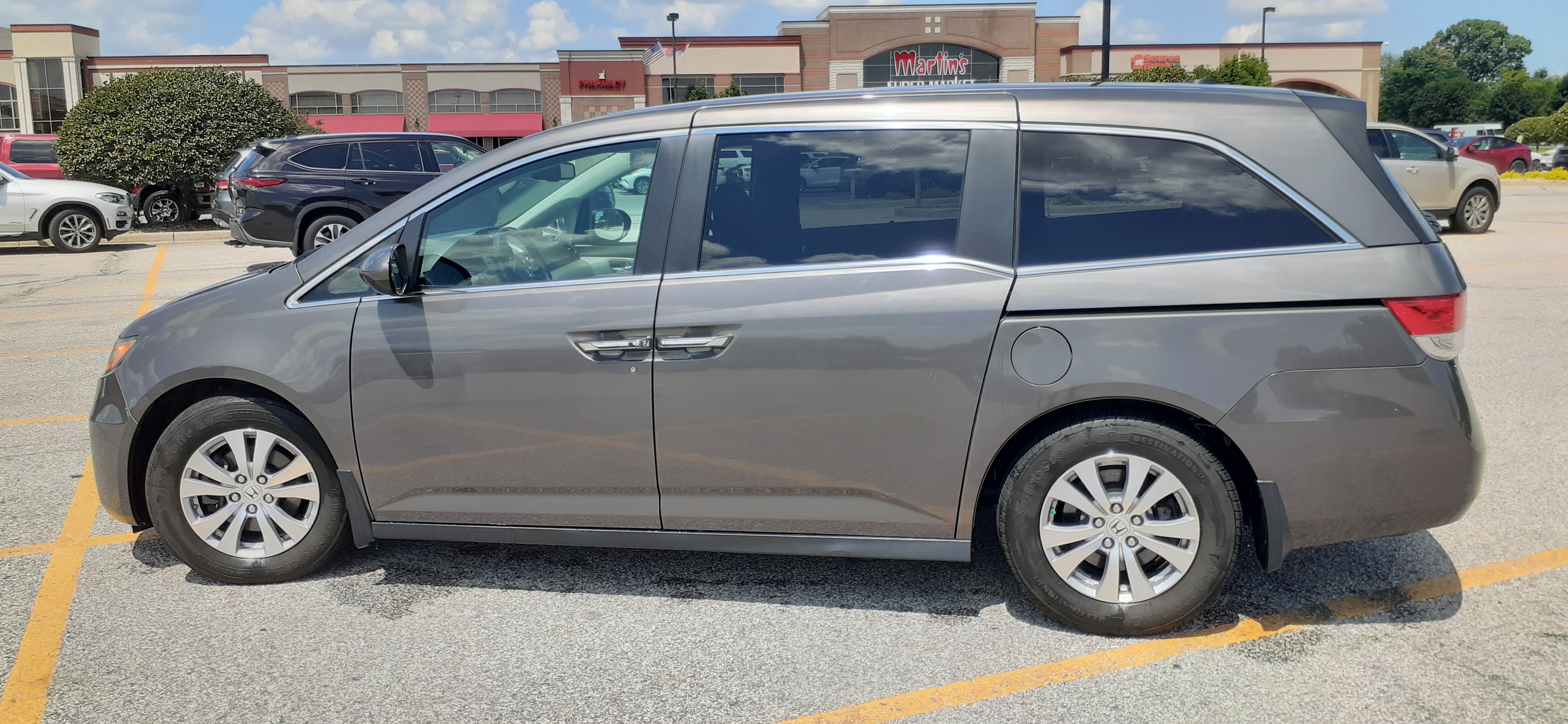 Used 2015 Honda Odyssey EX-L image 2