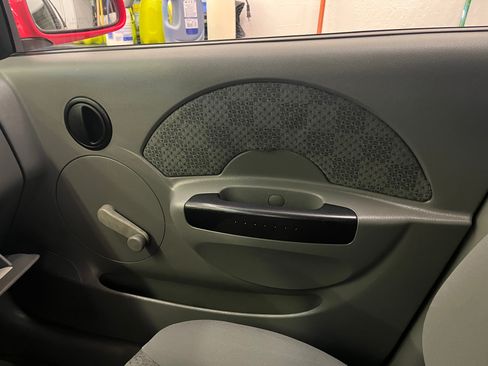 Used 2005 Chevrolet Aveo Special Value image 16