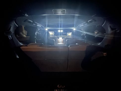 Used 2017 INFINITI QX80 Limited image 13