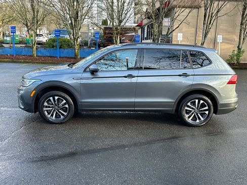 Used 2023 Volkswagen Tiguan S image 11