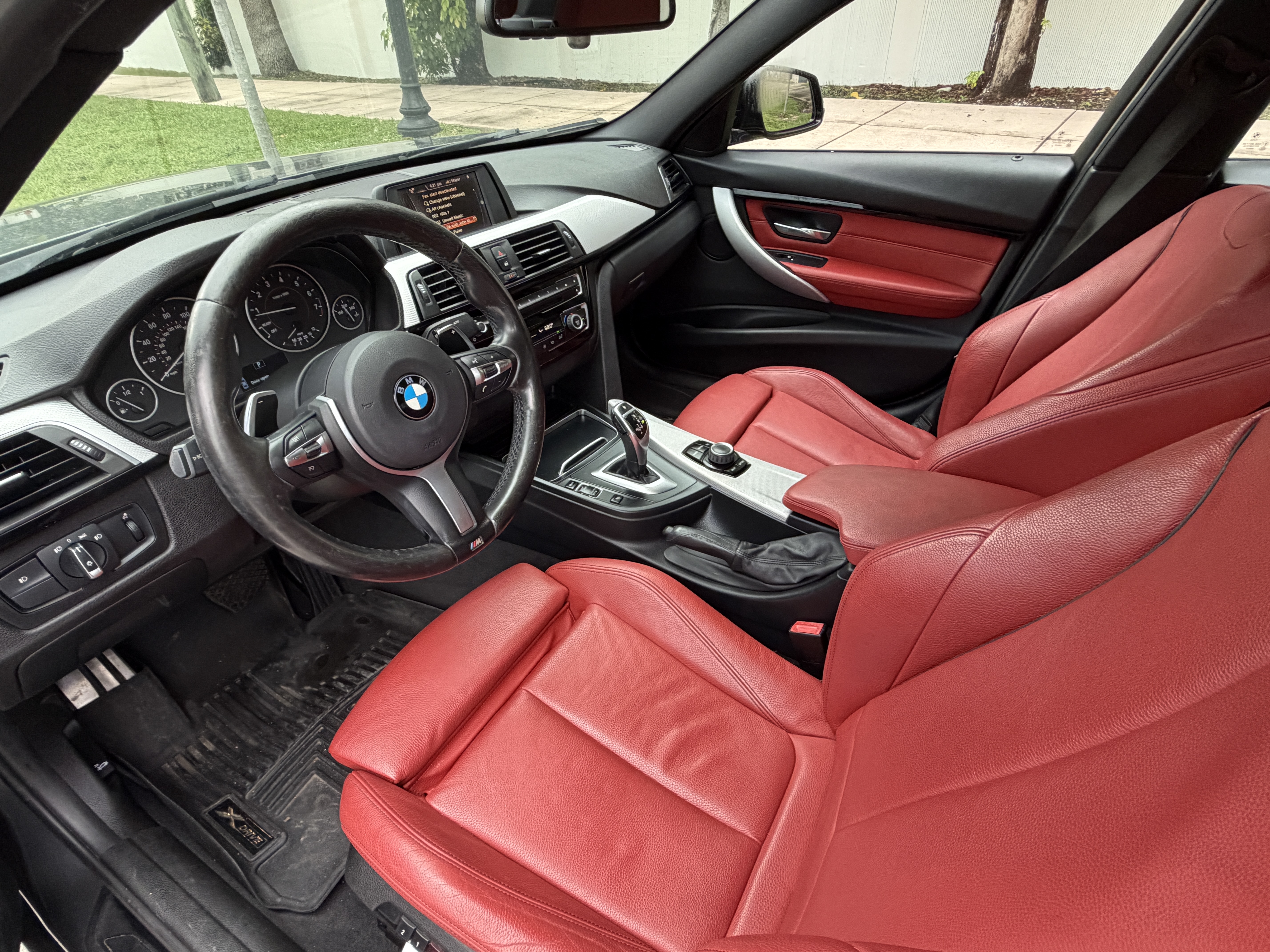 Used 2017 BMW 330i Sedan RWD image 8