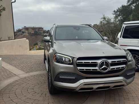 Used 2020 Mercedes-Benz GLS 450 4MATIC image 2