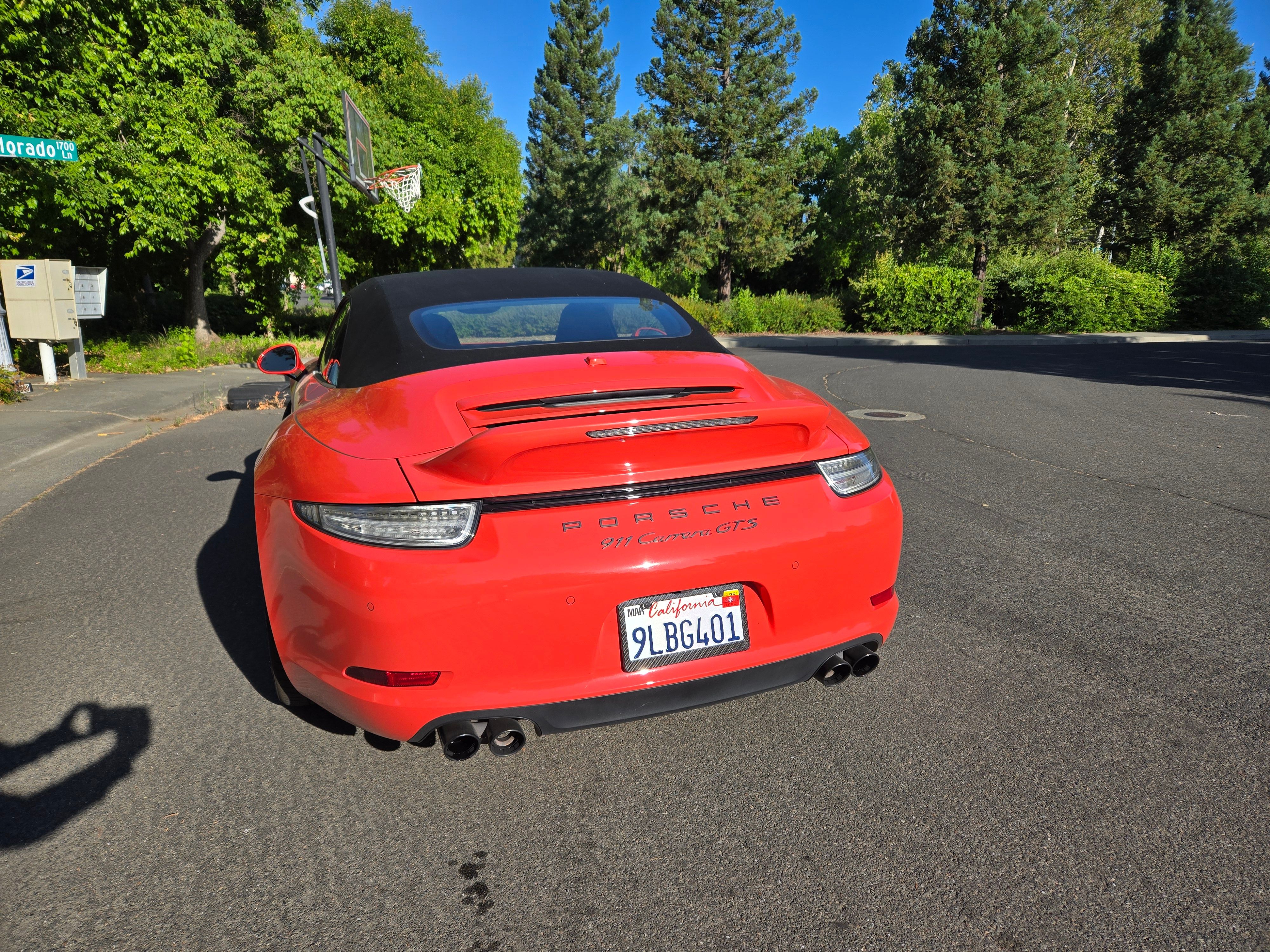 Used 2016 Porsche 911 Cabriolet image 8