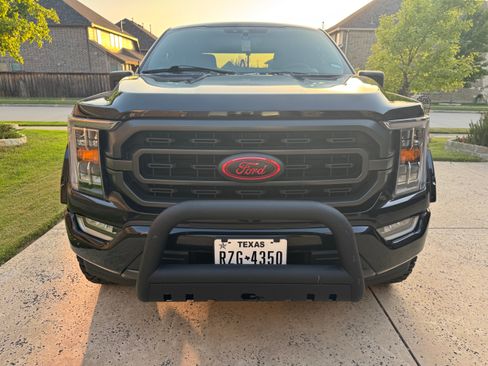Used 2022 Ford F150 XLT w/ Equipment Group 302A High RWD image 4
