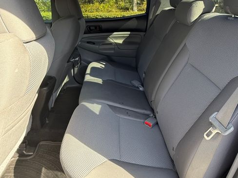 Used 2013 Toyota Tacoma PreRunner image 14