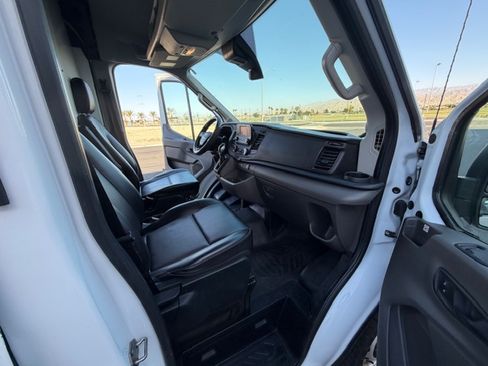 Used 2020 Ford Transit 250 Medium Roof w/ Load Area Protection Package RWD image 9