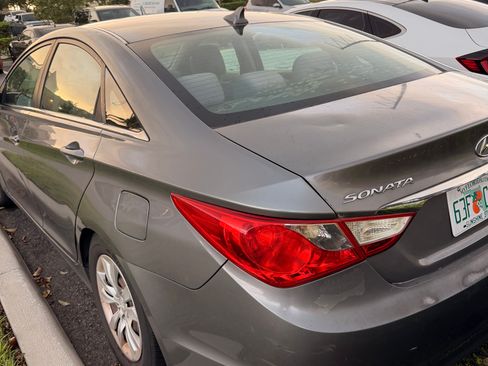 Used 2011 Hyundai Sonata GLS image 13