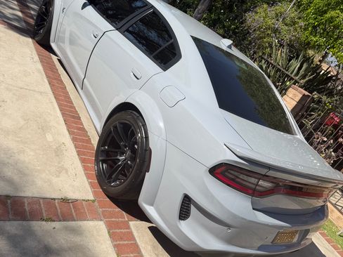 Used 2022 Dodge Charger SRT Hellcat image 8