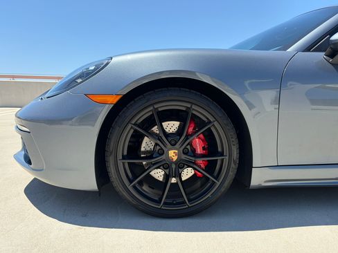 Used 2025 Porsche 718 Cayman S RWD image 8