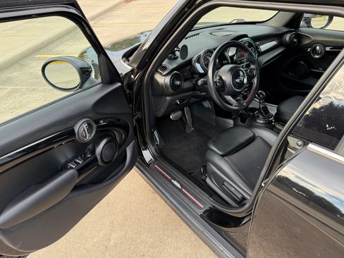 Used 2016 MINI Cooper S image 10