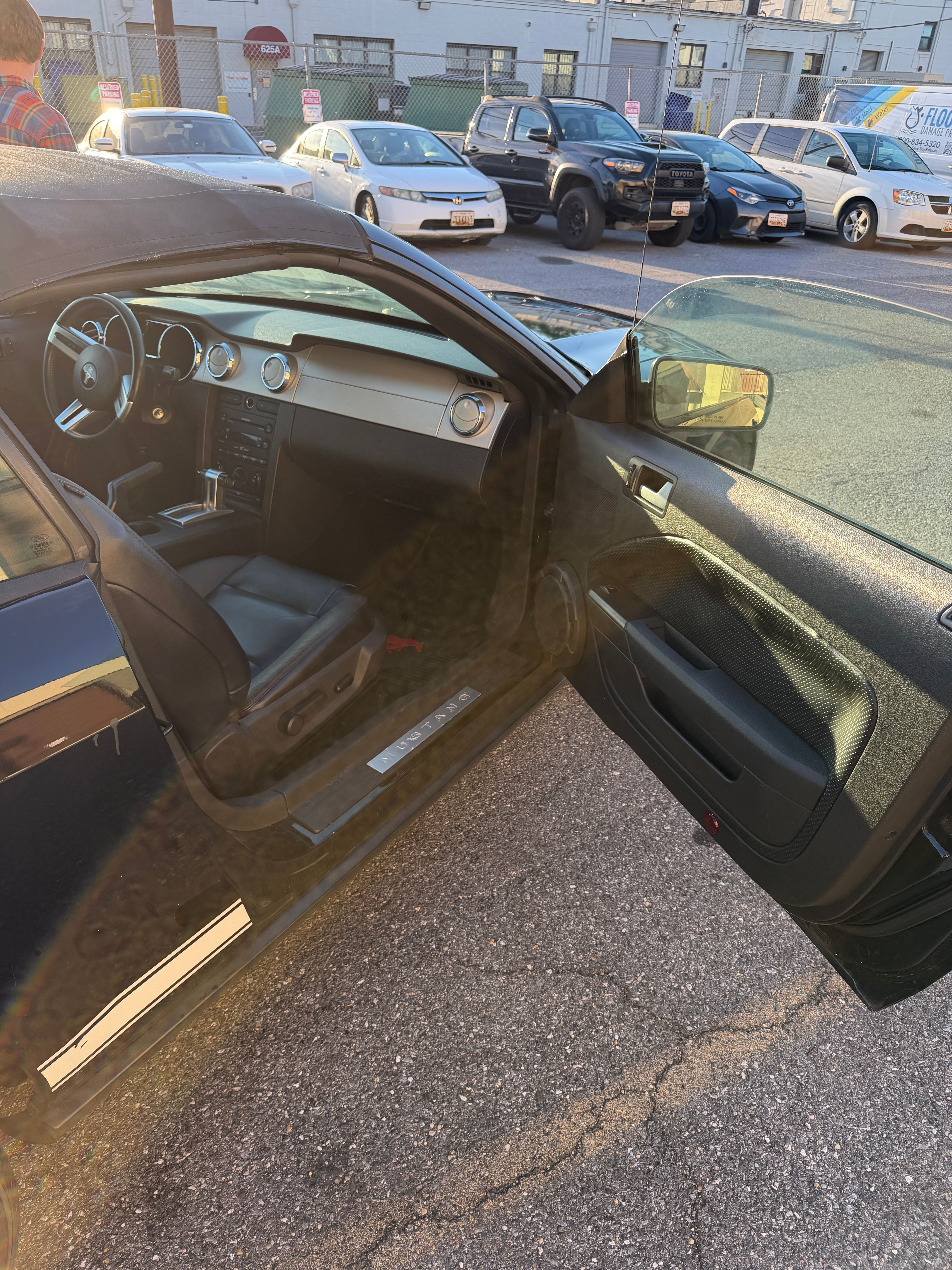 Used 2007 Ford Mustang Premium RWD image 16