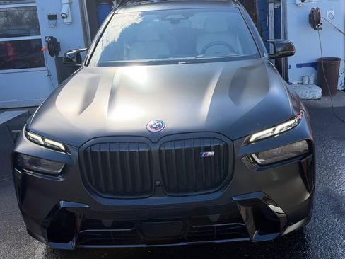 Used 2023 BMW X7 M60i w/ Executive Package AWD/4WD image 1