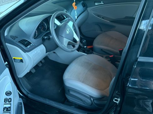 Used 2017 Hyundai Accent SE image 11