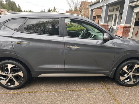 Used 2017 Hyundai Tucson Limited w/ Cargo Package image 8