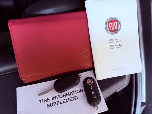 Used 2013 FIAT 500 Turbo w/ Beats Audio Pkg FWD image 29