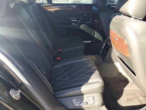 Used 2015 Bentley Flying Spur W12 image 9