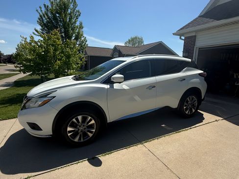 Used 2015 Nissan Murano SL AWD/4WD image 1