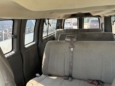Used 2008 Chevrolet Express 3500 Passenger w/ LT Preferred Equipment Group image 5