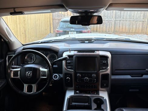 Used 2017 RAM 2500 Laramie image 2