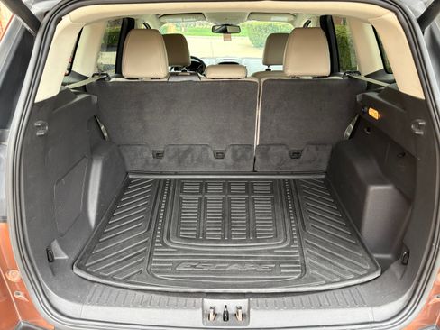 Used 2017 Ford Escape Titanium image 14