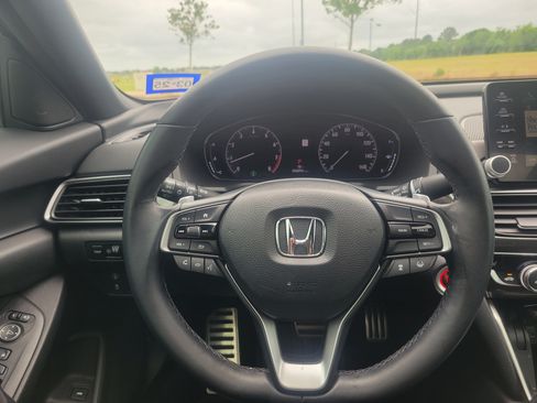 Used 2019 Honda Accord Sport image 16