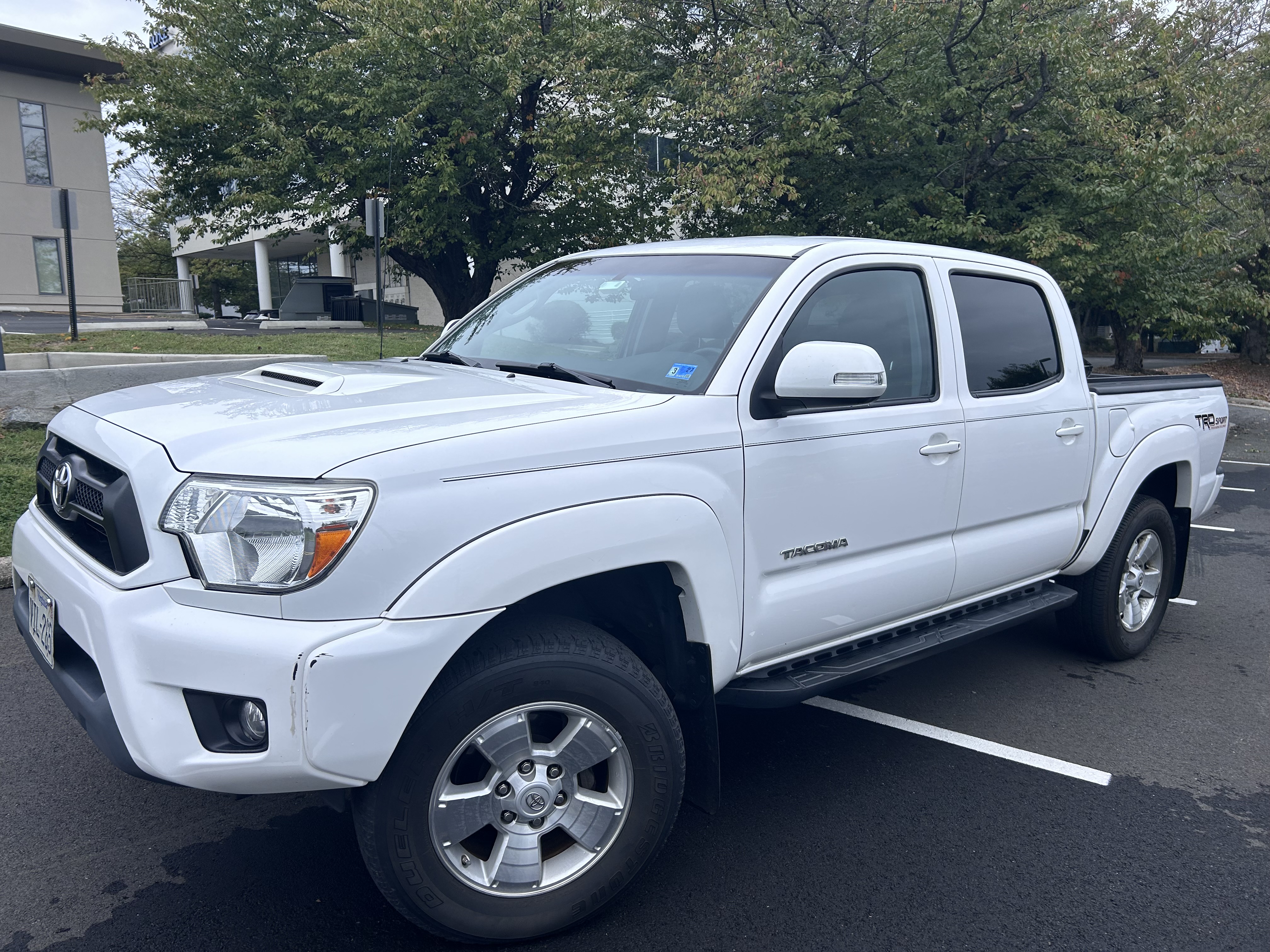 Used 2015 Toyota Tacoma PreRunner w/ TRD Sport Package RWD image 6