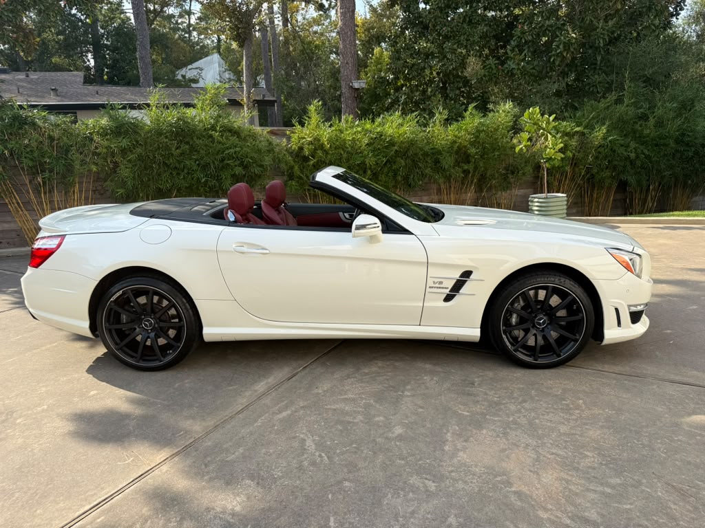 Used 2013 Mercedes-Benz SL 63 AMG image 17