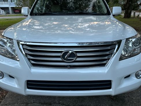 Used 2010 Lexus LX 570 4WD image 18