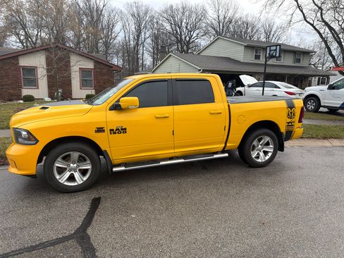 Used 2016 RAM 1500 Sport w/ Stinger Yellow Sport Package image 4