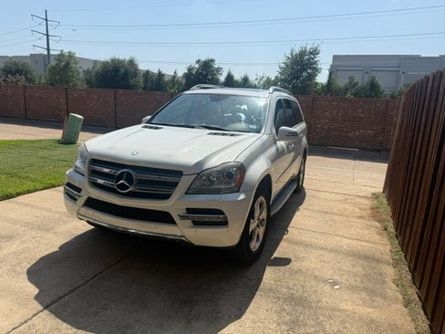 Used 2012 Mercedes-Benz GL 450 4MATIC image 14