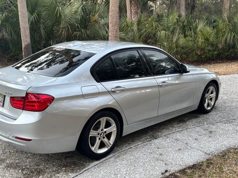 Used 2014 BMW 320i Sedan image 5