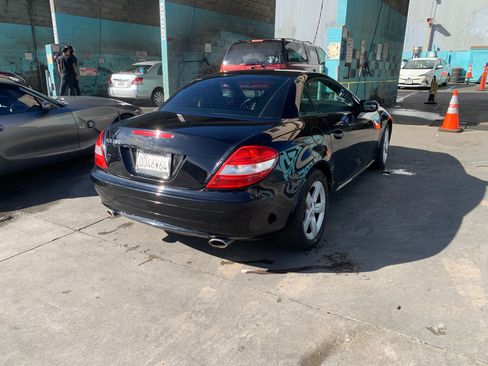 Used 2006 Mercedes-Benz SLK 280 image 2