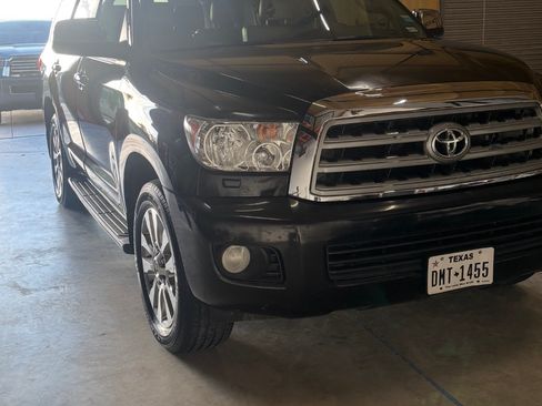 Used 2012 Toyota Sequoia Limited RWD image 2