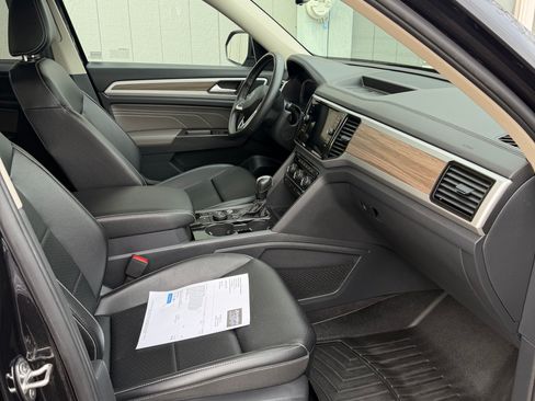 Used 2022 Volkswagen Atlas SEL image 9