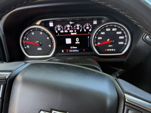 Used 2023 Chevrolet Silverado 2500 LTZ w/ Carhartt Edition image 4