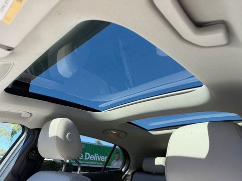 Used 2017 Mercedes-Benz GLA 250 4MATIC image 25