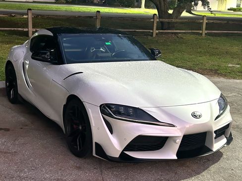 Used 2022 Toyota Supra Premium w/ Driver Assist Package RWD image 4