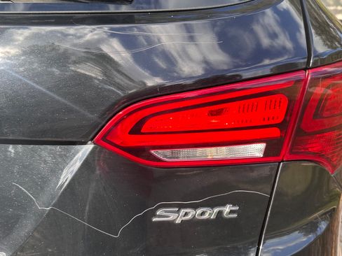 Used 2017 Hyundai Santa Fe Sport image 16