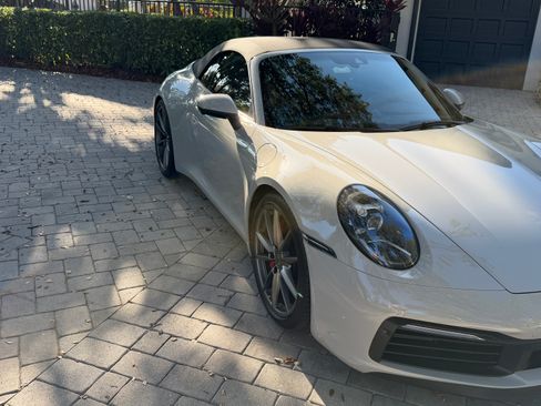 Used 2020 Porsche 911 Carrera 4S image 10