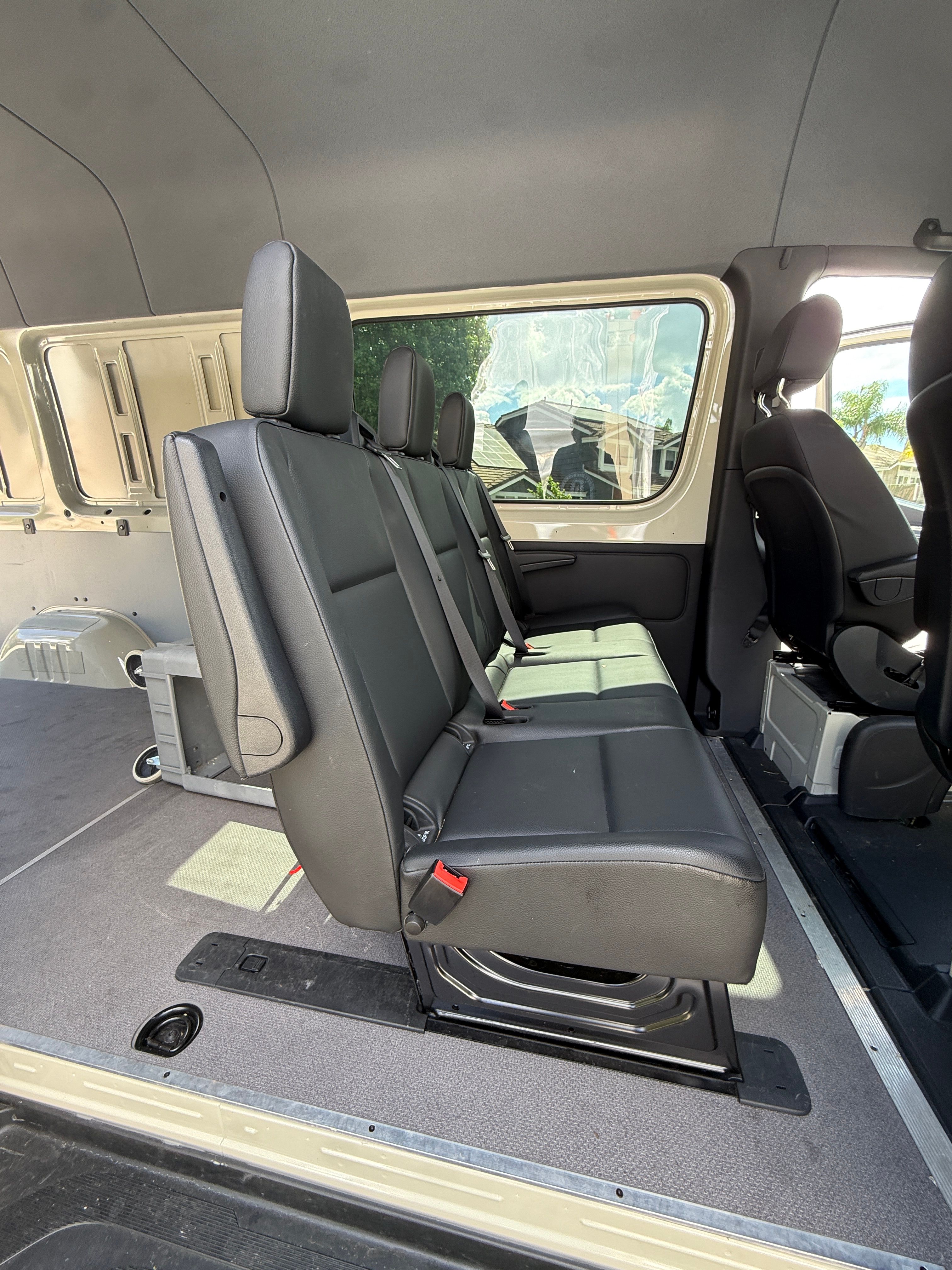 Used 2023 Mercedes-Benz Sprinter 2500 image 10