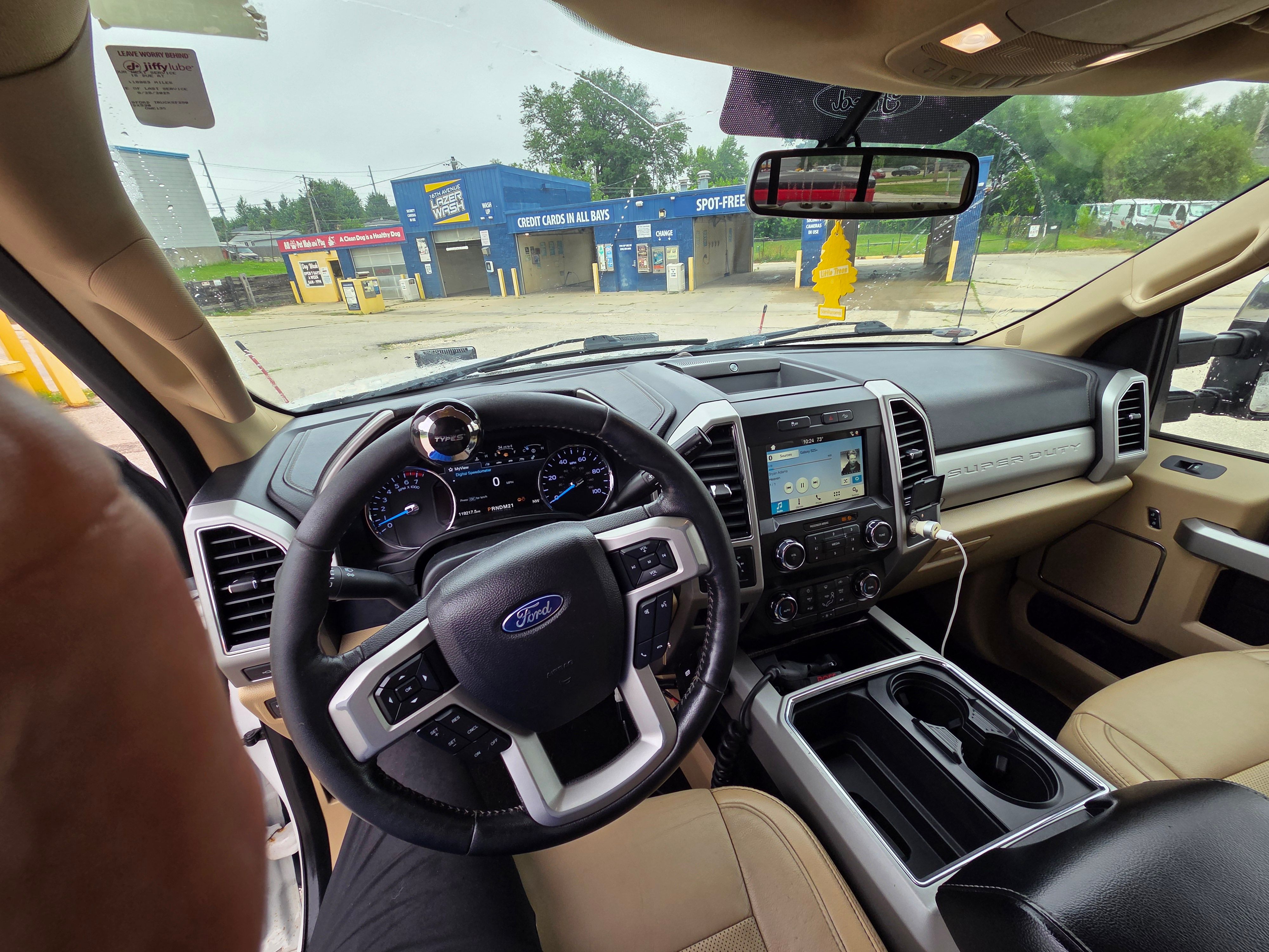 Used 2019 Ford F250 Lariat w/ Chrome Package AWD/4WD image 6
