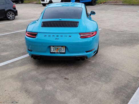 Used 2017 Porsche 911 Carrera image 4