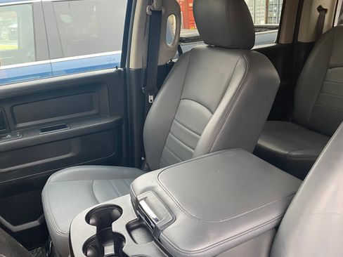 Used 2017 RAM 3500 Tradesman w/ Chrome Appearance Group image 17