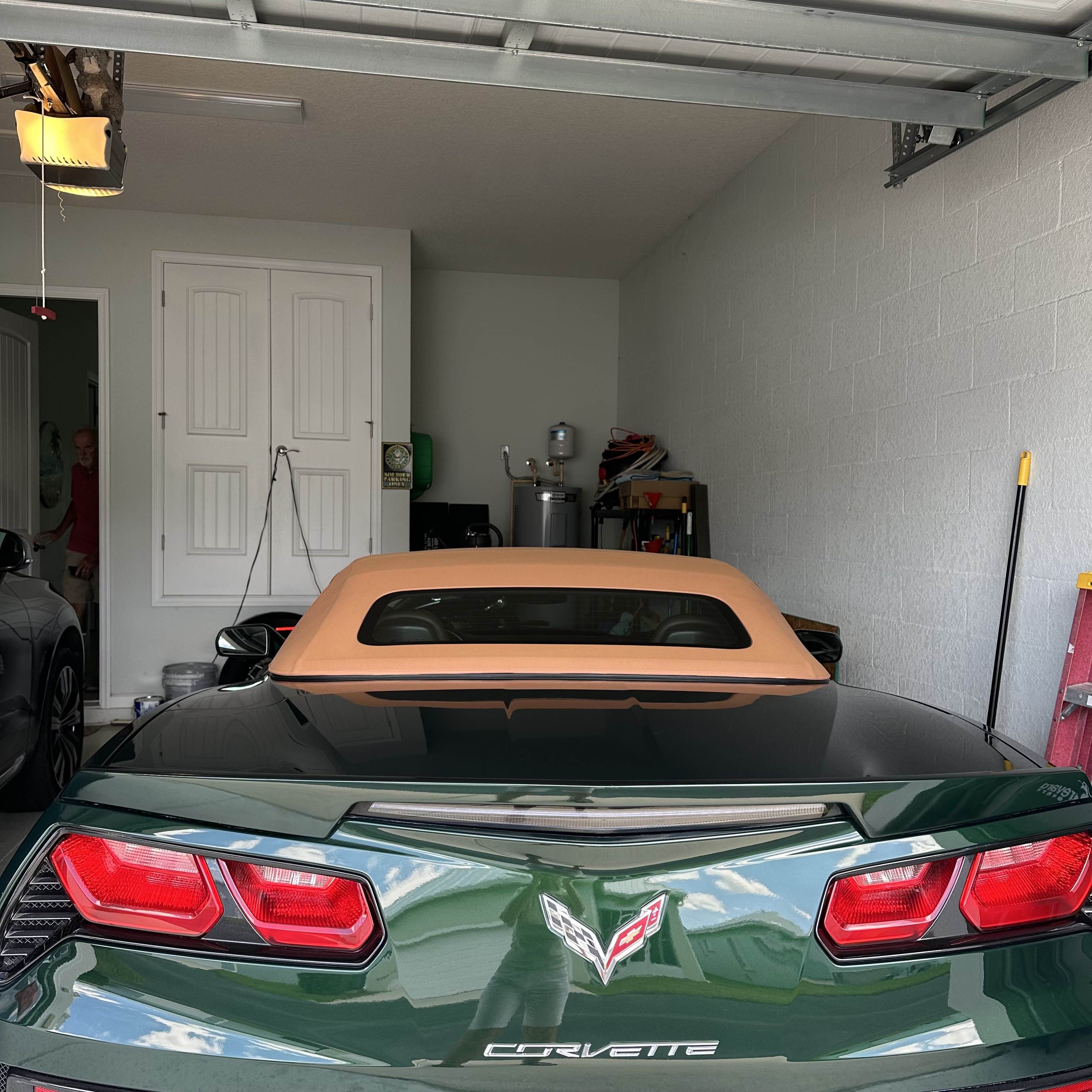 Used 2014 Chevrolet Corvette Stingray Convertible w/ 3LT Preferred Equipment Group RWD image 10