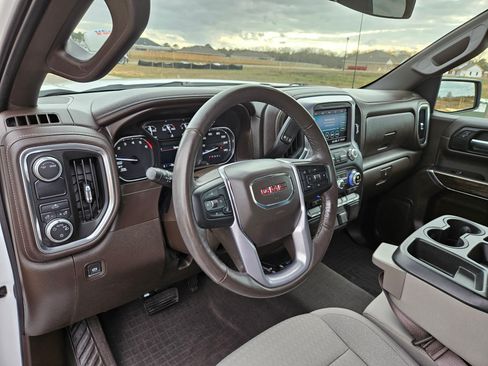 Used 2020 GMC Sierra 1500 SLE w/ SLE Value Package image 13