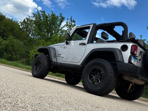 Used 2010 Jeep Wrangler Sport AWD/4WD image 15