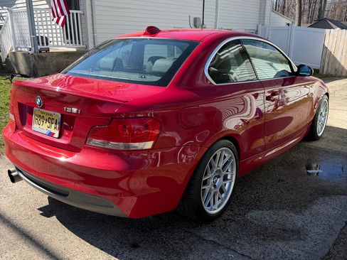 Used 2009 BMW 135i Coupe image 4