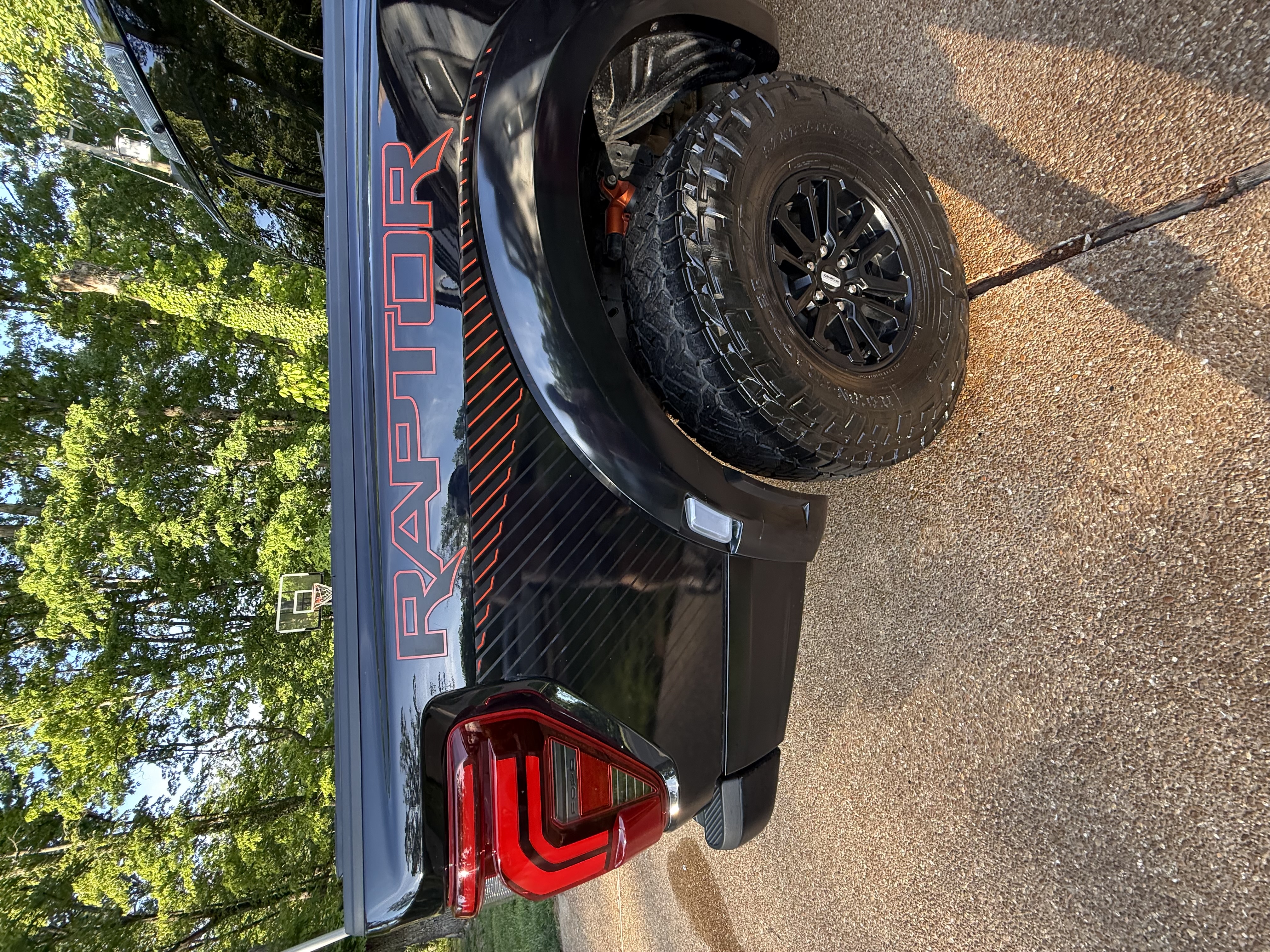 Used 2024 Ford F150 Raptor AWD/4WD image 11